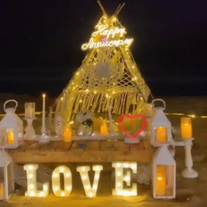 Model 1097 - Free Cake & 2 Pyros