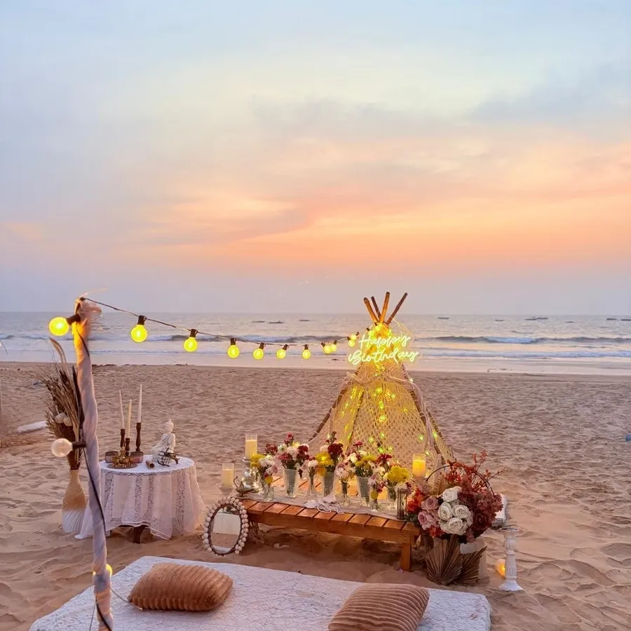 beach decorations in Goa